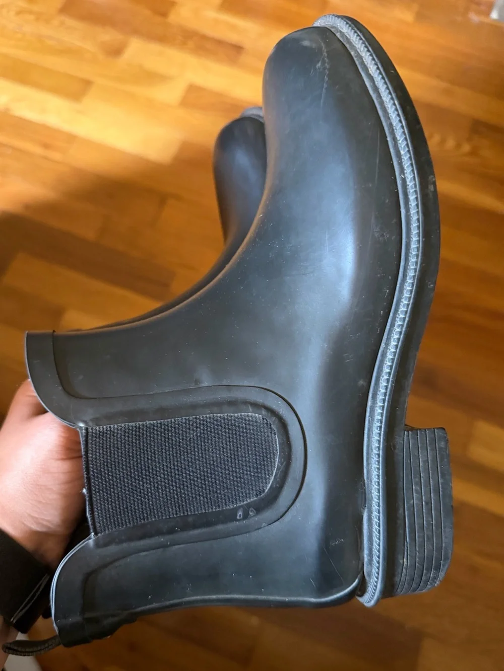 Madewell Chelsea  black Rain Boots